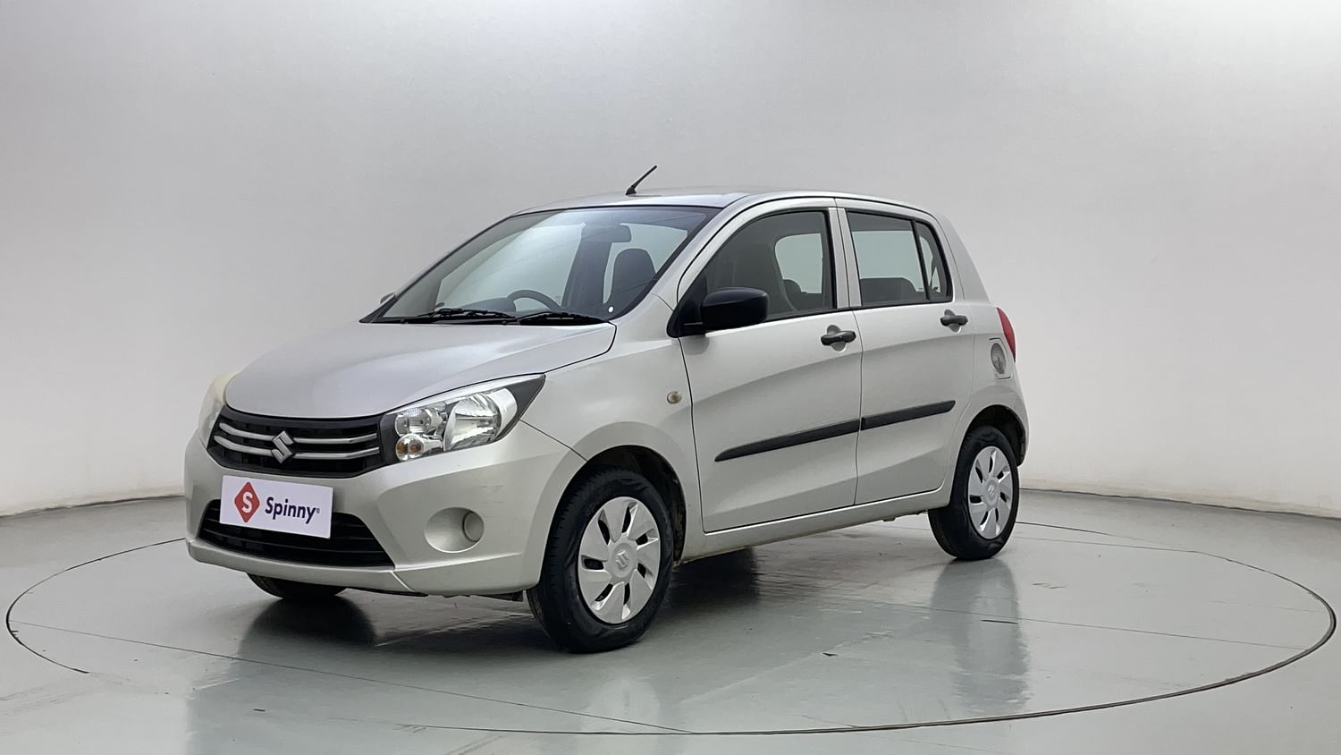 LEFT FRONT CORNER VIEW