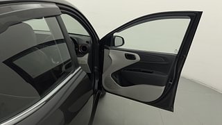 Used 2022 Hyundai Aura S 1.2 CNG Petrol Petrol+cng Manual interior RIGHT FRONT DOOR OPEN VIEW