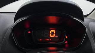 Used 2017 Renault Kwid [2015-2019] 1.0 RXL AMT Petrol Automatic interior CLUSTERMETER VIEW