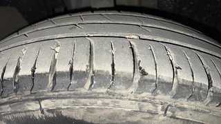 Used 2020 Renault Triber RXZ AMT Petrol Automatic tyres RIGHT FRONT TYRE TREAD VIEW