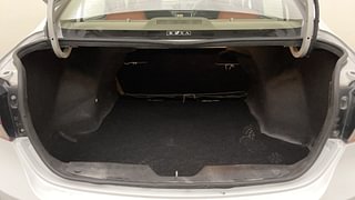 Used 2017 maruti-suzuki Ciaz Alpha 1.3 Diesel Diesel Manual interior DICKY INSIDE VIEW