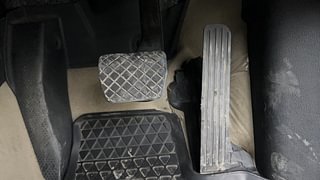 Used 2015 Volkswagen Jetta [2013-2017] Highline TDI AT Diesel Automatic interior PEDALS VIEW