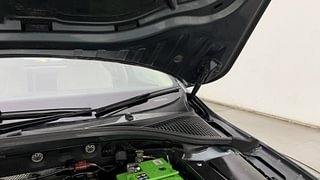 Used 2019 Skoda Octavia [2017-2019] 1.4 TSI MT Style Petrol Manual engine ENGINE LEFT SIDE HINGE & APRON VIEW