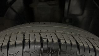 Used 2019 Renault Kwid [2015-2019] RXL Petrol Manual tyres RIGHT FRONT TYRE TREAD VIEW