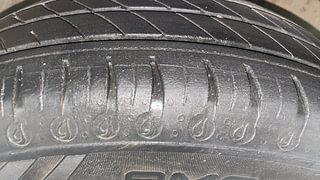 Used 2016 Maruti Suzuki Celerio VXI Petrol Manual tyres RIGHT FRONT TYRE TREAD VIEW