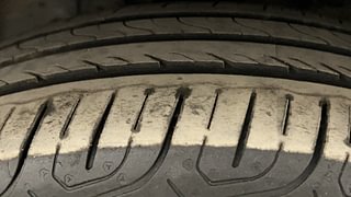 Used 2015 Honda City [2014-2017] V Petrol Manual tyres RIGHT FRONT TYRE TREAD VIEW