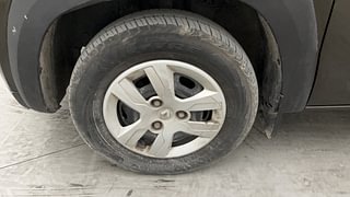 Used 2019 Renault Kwid [2015-2019] RXL Petrol Manual tyres LEFT FRONT TYRE RIM VIEW