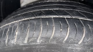 Used 2016 Ford EcoSport [2015-2017] Titanium 1.5L Ti-VCT Petrol Manual tyres RIGHT FRONT TYRE TREAD VIEW