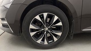 Used 2020 Skoda Superb L&K TSI AT Petrol Automatic tyres LEFT FRONT TYRE RIM VIEW