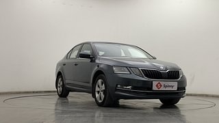 Used 2019 Skoda Octavia [2017-2019] 1.4 TSI MT Style Petrol Manual exterior RIGHT FRONT CORNER VIEW