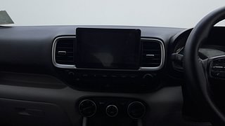 Used 2022 Hyundai Venue S (O) 1.0 Turbo iMT Petrol Manual top_features Touch screen infotainment system