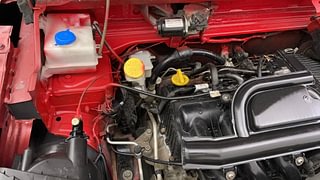 Used 2019 Renault Kwid [2015-2019] 1.0 RXT AMT Opt Petrol Automatic engine ENGINE RIGHT SIDE VIEW