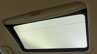Used 2020 Honda City ZX Petrol Manual top_features Sunroof