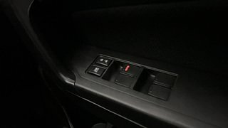 Used 2020 maruti-suzuki Vitara Brezza VDi AGS Diesel Automatic top_features Power windows