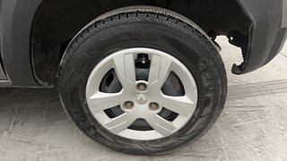 Used 2019 Renault Kwid [2015-2019] RXL Petrol Manual tyres LEFT REAR TYRE RIM VIEW