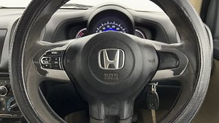 Used 2015 Honda Brio [2011-2016] VX MT Petrol Manual top_features Steering mounted controls