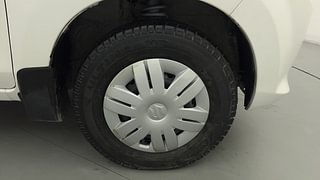 Used 2014 Maruti Suzuki Alto 800 [2012-2016] Lxi Petrol Manual tyres RIGHT FRONT TYRE RIM VIEW