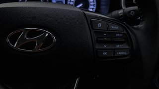 Used 2021 Hyundai Venue [2019-2022] SX 1.0  Turbo iMT Petrol Manual top_features Cruise control