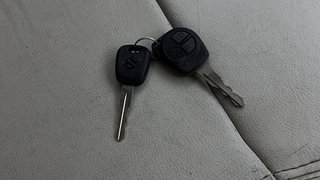 Used 2013 Maruti Suzuki Ertiga [2012-2015] ZDi Diesel Manual extra CAR KEY VIEW