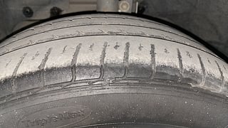 Used 2020 Ford Freestyle [2017-2021] Titanium Plus 1.2 Ti-VCT Petrol Manual tyres LEFT FRONT TYRE TREAD VIEW