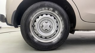 Used 2019 Hyundai New Santro 1.1 Magna AMT Petrol Automatic tyres RIGHT REAR TYRE RIM VIEW