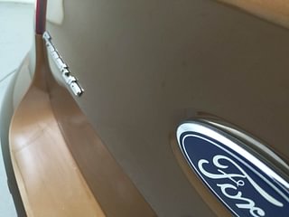 Used 2020 Ford Freestyle [2017-2021] Titanium Plus 1.2 Ti-VCT Petrol Manual dents MINOR SCRATCH