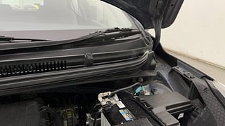 Used 2022 Hyundai Grand i10 Nios Sportz AMT 1.2 Kappa VTVT Petrol Automatic engine ENGINE LEFT SIDE HINGE & APRON VIEW