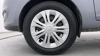 Used 2018 Tata Zest [2014-2019] XM Petrol Petrol Manual tyres LEFT FRONT TYRE RIM VIEW