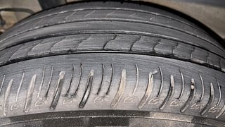 Used 2021 Hyundai Venue [2019-2022] SX 1.0  Turbo iMT Petrol Manual tyres RIGHT REAR TYRE TREAD VIEW