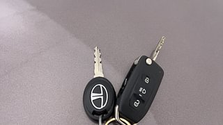 Used 2018 Tata Tiago [2016-2020] Revotron XZA AMT Petrol Automatic extra CAR KEY VIEW