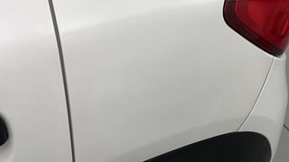 Used 2017 Renault Kwid [2015-2019] 1.0 RXL AMT Petrol Automatic dents MINOR SCRATCH