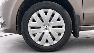 Used 2016 Volkswagen Polo [2015-2019] Comfortline 1.2L (P) Petrol Manual tyres LEFT FRONT TYRE RIM VIEW