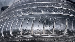 Used 2020 Maruti Suzuki Ciaz Alpha AT Petrol Petrol Automatic tyres LEFT REAR TYRE TREAD VIEW