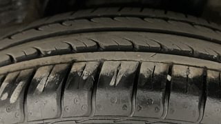 Used 2015 Honda City [2014-2017] V Petrol Manual tyres LEFT REAR TYRE TREAD VIEW