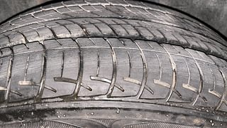 Used 2022 Volkswagen Vento Highline 1.0L TSI Petrol Manual tyres RIGHT REAR TYRE TREAD VIEW
