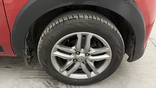 Used 2020 Renault Triber RXZ Petrol Manual tyres RIGHT FRONT TYRE RIM VIEW