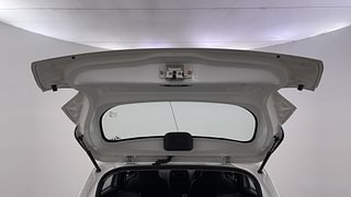 Used 2017 Renault Kwid [2015-2019] 1.0 RXL AMT Petrol Automatic interior DICKY DOOR OPEN VIEW