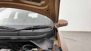 Used 2016 Hyundai i20 Active [2015-2020] 1.2 SX Petrol Manual engine ENGINE LEFT SIDE HINGE & APRON VIEW