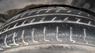 Used 2017 Renault Kwid [2015-2019] 1.0 RXL AMT Petrol Automatic tyres LEFT REAR TYRE TREAD VIEW
