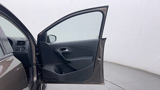 Used 2016 Volkswagen Polo [2015-2019] Comfortline 1.2L (P) Petrol Manual interior RIGHT FRONT DOOR OPEN VIEW