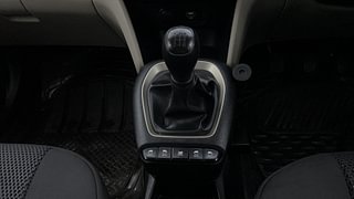 Used 2019 Hyundai New Santro 1.1 Sportz MT Petrol Manual interior GEAR  KNOB VIEW