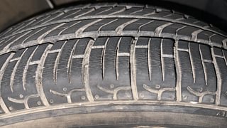 Used 2022 Hyundai New Santro 1.1 Sportz AMT Petrol Automatic tyres RIGHT FRONT TYRE TREAD VIEW