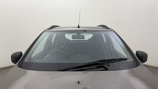 Used 2019 Renault Kwid [2015-2019] RXL Petrol Manual exterior FRONT WINDSHIELD VIEW
