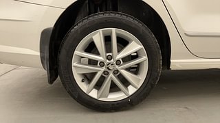 Used 2021 Skoda Rapid New [2020-2022] Style Petrol Petrol Manual tyres RIGHT REAR TYRE RIM VIEW