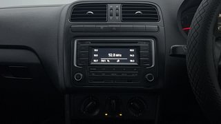 Used 2016 Volkswagen Polo [2015-2019] Comfortline 1.2L (P) Petrol Manual interior MUSIC SYSTEM & AC CONTROL VIEW