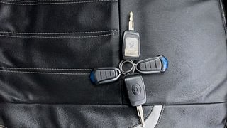 Used 2017 Renault Kwid [2015-2019] 1.0 RXL AMT Petrol Automatic extra CAR KEY VIEW