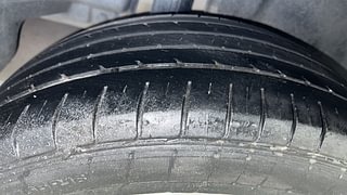 Used 2020 Maruti Suzuki Ciaz Alpha AT Petrol Petrol Automatic tyres RIGHT REAR TYRE TREAD VIEW