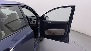 Used 2014 Hyundai Xcent [2014-2017] SX AT (O) Petrol Petrol Automatic interior RIGHT FRONT DOOR OPEN VIEW