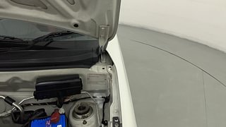 Used 2014 Maruti Suzuki Alto 800 [2012-2016] Lxi Petrol Manual engine ENGINE LEFT SIDE HINGE & APRON VIEW