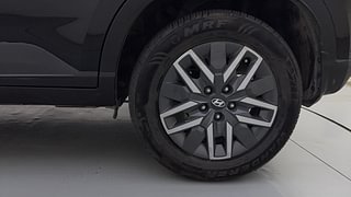 Used 2022 Hyundai Venue S (O) 1.0 Turbo iMT Petrol Manual tyres LEFT REAR TYRE RIM VIEW
